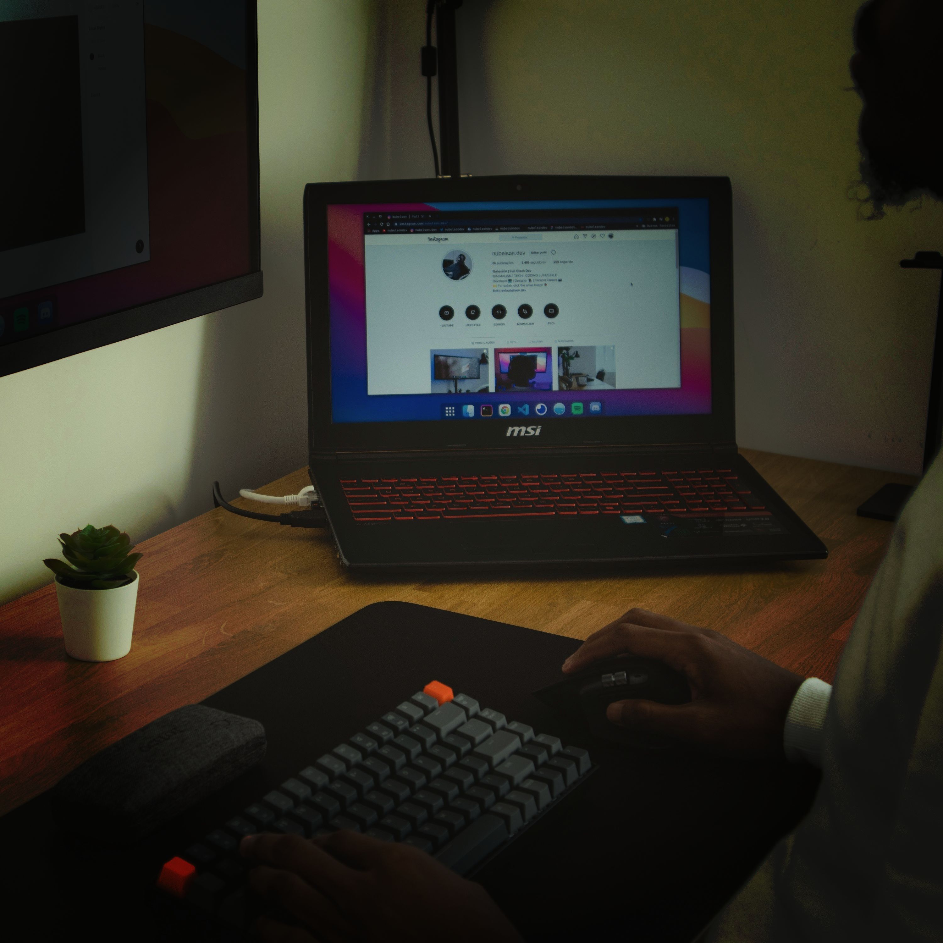 freepik-export-20250425065529ul5C